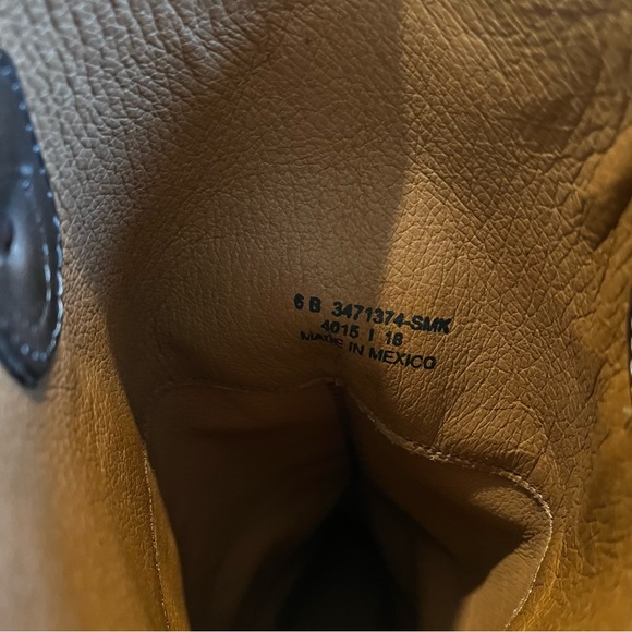 Frye Melissa Double Sole Button Lug Tall Leather Boot, Sz 6 - Picture 15 of 15